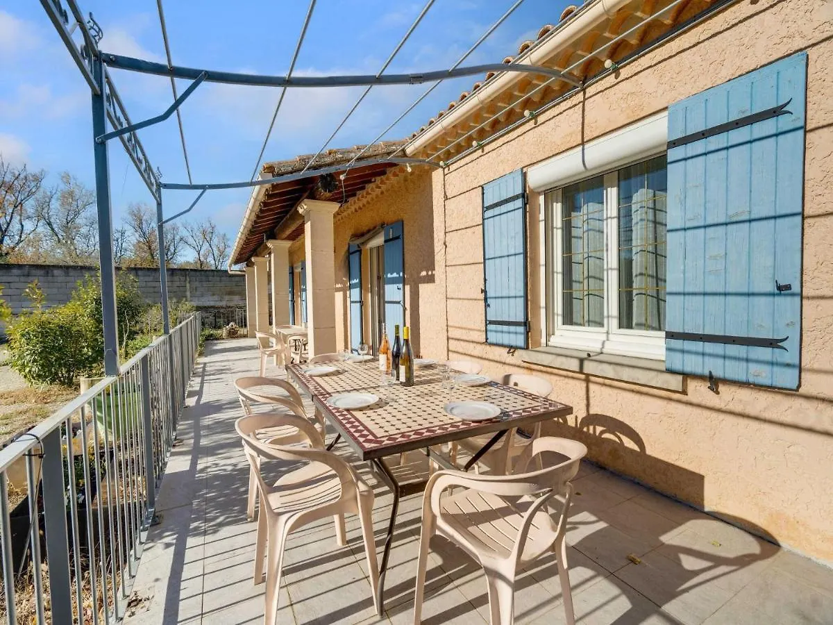 Holiday home Villa With Swimming Pool In Sorgues France